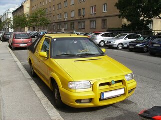 Skoda Felicia Pickup 002.jpg