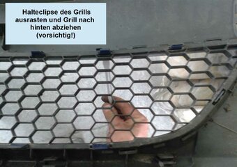 Unteren Grill ausbauen.jpg