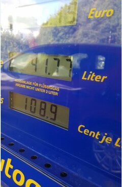 41k77Liter Gas.JPG