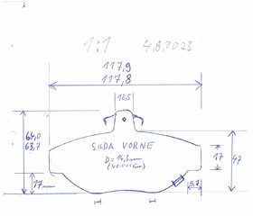 230805 Abmessung der Bremsbeläge vorne 1 zu 1.jpg
