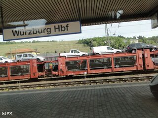 Zug_mit_Dacia_Mai_2011_01.jpg