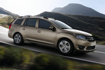 Dacia-Logan-MCV2013.jpg