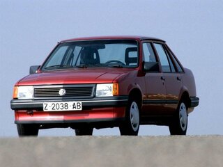 opel-corsa-a-stufenheck-tr-8.jpg